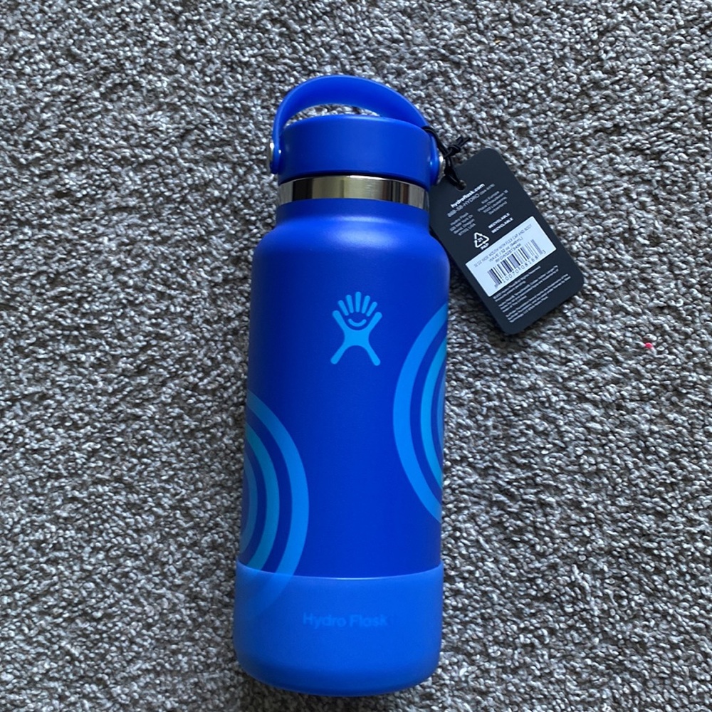 Hydro Flask 32oz Wide Mouth NWT Limited Edition